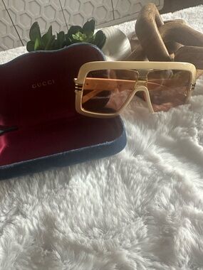 Gucci Beige Square Frame Sunglasses with Brown Gradient Lenses